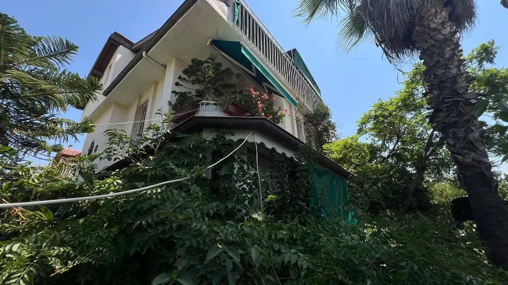 Villa in Foca Calis
